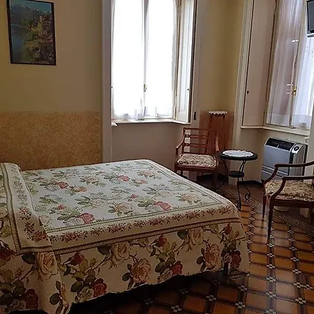 Alla Torretta - By Hotel Suisse Bed & Breakfast 2*