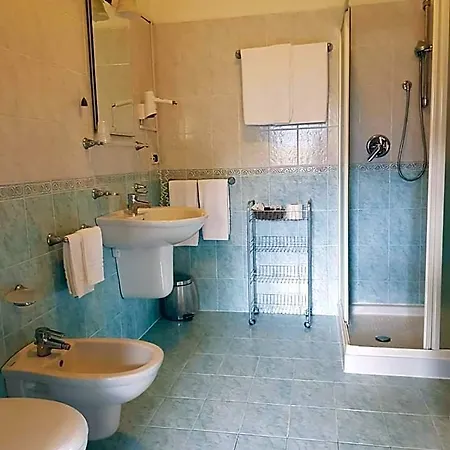 Bed & Breakfast Alla Torretta - By Hotel Suisse 2*