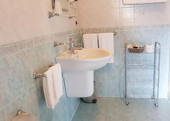 Torretta Oda ve Kahvaltı 2*